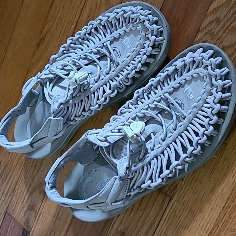 Keen athletic sandal